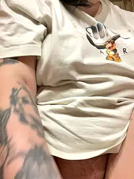 Snapshot of DazzzlingDame chatting on November 21, 12:42 am DazzzlingDame online show from November 21, 12:42 am