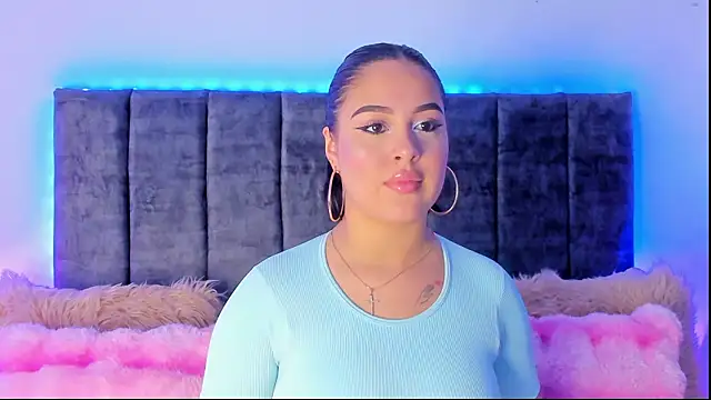 AnaLevii online show from March 13, 1:05 pm