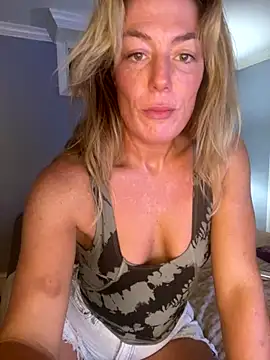 Stretchmeslowly online show from September 11, 12:10 am