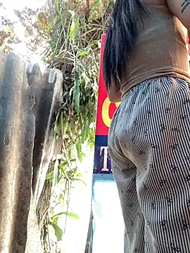 Clara8899 online show from April 1, 1:08 am