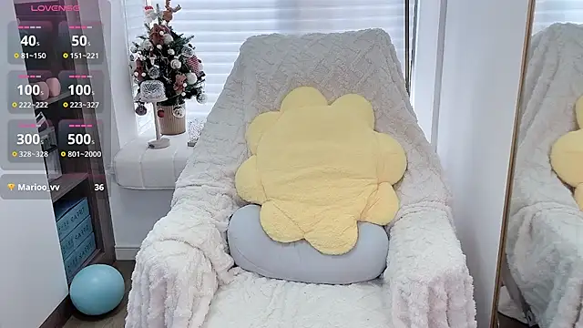 BlueBaby-77 online show from October 29, 3:05 am