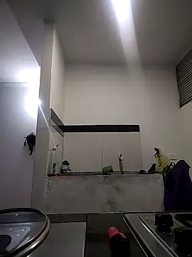 Snapshot of dulcelatin21 chatting on October 12, 10:11 pm dulcelatin21 online show from October 12, 10:11 pm