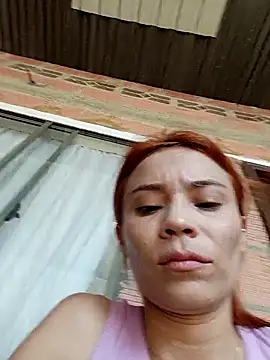 Snapshot of dulcelatin21 chatting on September 22, 3:07 pm dulcelatin21 online show from September 22, 3:07 pm