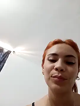 Snapshot of dulcelatin21 chatting on September 13, 5:46 pm dulcelatin21 online show from September 13, 5:46 pm