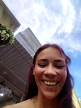 Snapshot of dulcelatin21 chatting on November 1, 9:52 pm dulcelatin21 online show from November 1, 9:52 pm