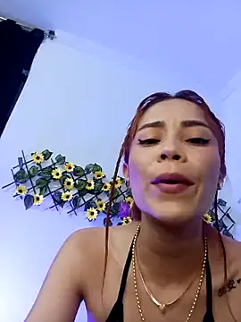 Snapshot of dulcelatin21 chatting on October 25, 1:16 am dulcelatin21 online show from October 25, 1:16 am