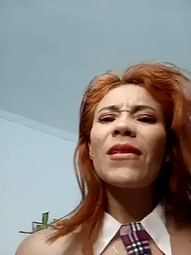 Snapshot of dulcelatin21 chatting on September 28, 3:13 am dulcelatin21 online show from September 28, 3:13 am