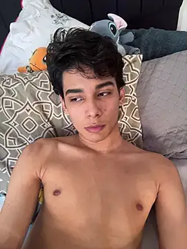 AliottTwink online show from May 8, 9:07 pm