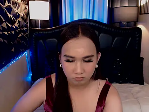 KatalunaBrown online show from May 9, 12:08 pm