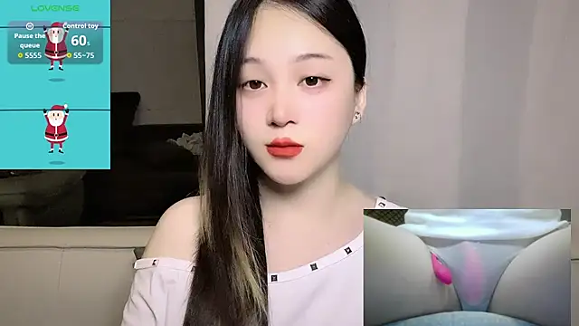 Snapshot of woaiqinqin chatting on June 26, 4:35 pm woaiqinqin online show from June 26, 4:35 pm