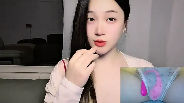 Snapshot of woaiqinqin chatting on April 24, 5:26 pm woaiqinqin online show from April 24, 5:26 pm