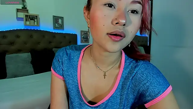 Snapshot of MAYASMITH__ chatting on June 30, 5:18 am MAYASMITH online show from June 30, 5:18 am