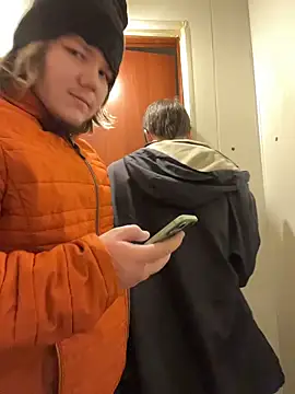 desiredude9 online show from February 7, 1:30 pm