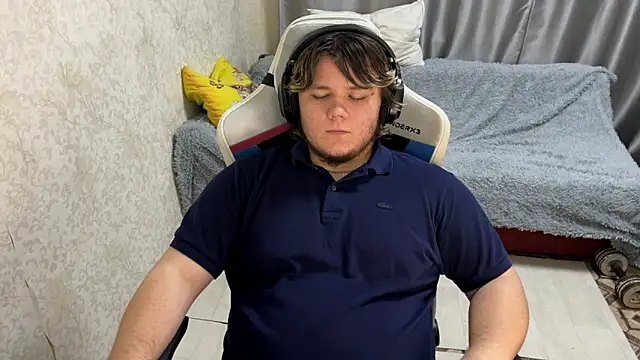 desiredude9 online show from September 22, 6:47 pm