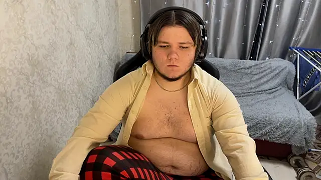 desiredude9 online show from September 9, 6:50 pm