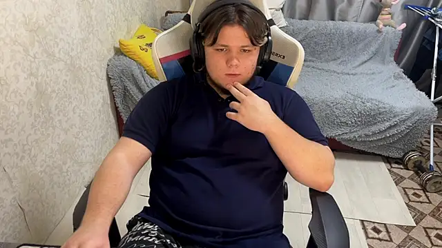 desiredude9 online show from October 6, 5:57 pm