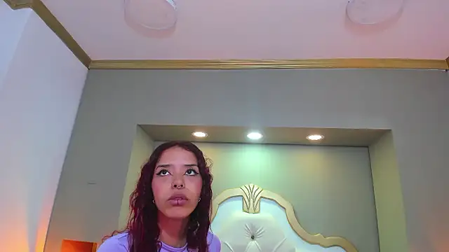 Snapshot of AteneaGreyy chatting on November 19, 11:43 am AteneaGreyy online show from November 19, 11:43 am