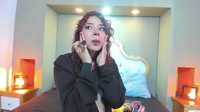 Snapshot of AteneaGreyy chatting on October 22, 11:53 am AteneaGreyy online show from October 22, 11:53 am