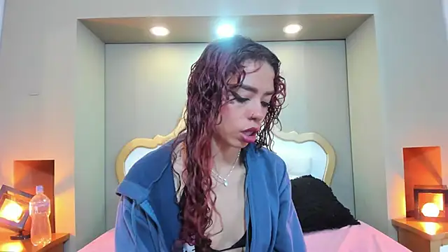 Snapshot of AteneaGreyy chatting on September 16, 11:55 am AteneaGreyy online show from September 16, 11:55 am