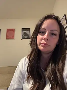 Snapshot of nightingale27 chatting on September 9, 6:39 pm nightingale27 online show from September 9, 6:39 pm