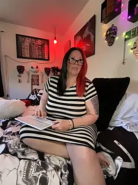 voorheesgirl online show from April 20, 7:59 pm