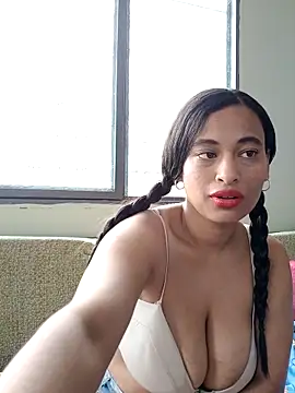 Juliethserna online show from November 27, 4:29 pm