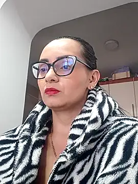 Snapshot of sarita_star chatting on June 29, 9:03 pm sarita star online show from June 29, 9:03 pm