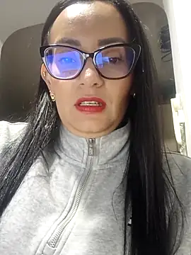 Snapshot of sarita_star chatting on June 27, 3:01 am sarita star online show from June 27, 3:01 am