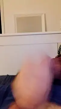 Snapshot of NewJoiner chatting on September 11, 8:42 pm NewJoiner online show from September 11, 8:42 pm