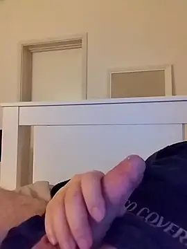 NewJoiner online show from April 13, 6:12 pm