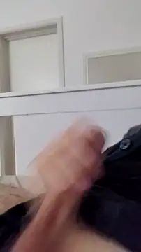 NewJoiner online show from February 20, 6:32 pm