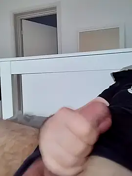 NewJoiner online show from May 21, 5:54 pm
