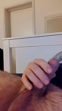 NewJoiner online show from December 16, 9:41 pm