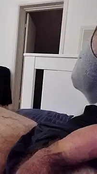 Snapshot of NewJoiner chatting on November 2, 5:40 pm NewJoiner online show from November 2, 5:40 pm