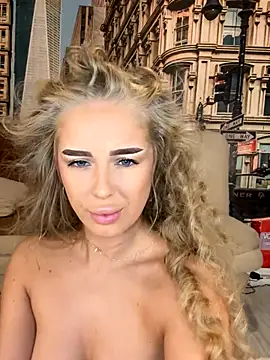 AubrieleRouj1 online show from September 12, 3:23 pm