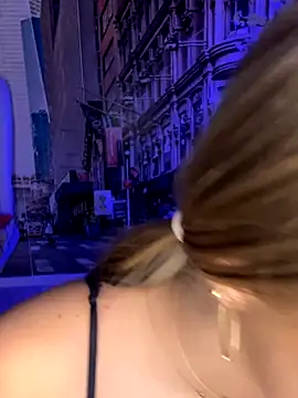 AubrieleRouj1 online show from December 19, 4:53 pm