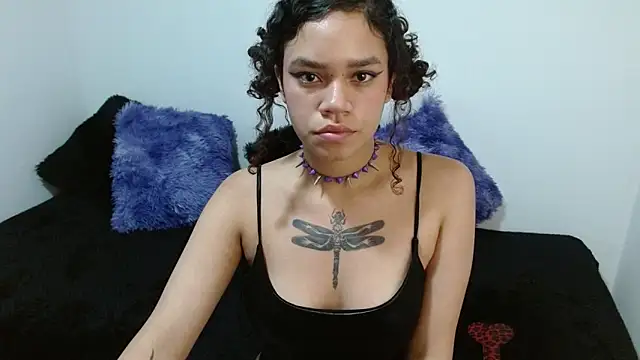 Snapshot of Canela_s1 chatting on November 20, 8:53 pm Canela s1 online show from November 20, 8:53 pm