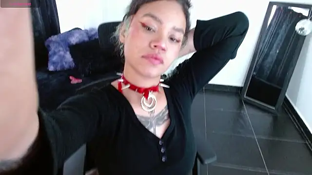 Canela s1 online show from March 13, 5:07 pm