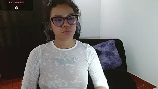Snapshot of Canela_s1 chatting on April 22, 8:37 pm Canela s1 online show from April 22, 8:37 pm