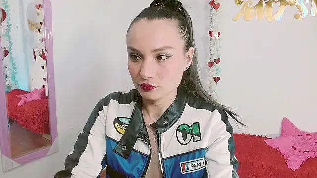 Snapshot of danna_888 chatting on September 30, 8:59 pm danna 888 online show from September 30, 8:59 pm