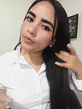 Snapshot of MAYE__13 chatting on June 16, 3:01 pm MAYE 13 online show from June 16, 3:01 pm