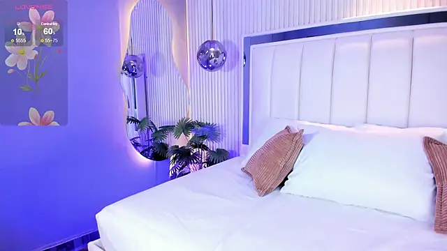 MariathLittle online show from October 1, 5:39 pm