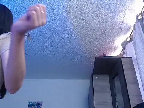 Snapshot of scarlett_vonrose chatting on February 18, 6:48 pm scarlett vonrose online show from February 18, 6:48 pm