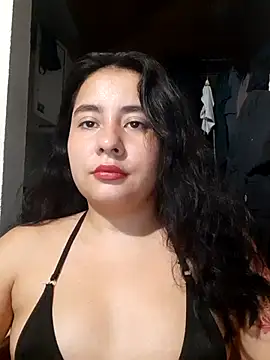 Snapshot of Yuli-27 chatting on January 14, 3:32 am Yuli-27 online show from January 14, 3:32 am