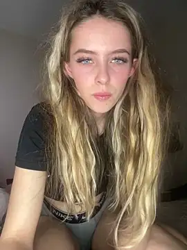 Angelloverxo online show from October 8, 9:59 pm