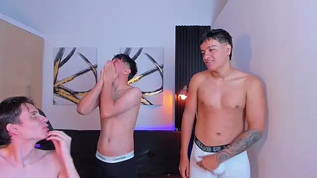 Horny BoysW online show from September 20, 1:16 pm