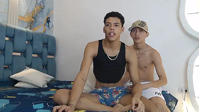 PRETTY FEM online show from January 12, 6:47 pm