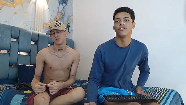 PRETTY FEM online show from January 11, 6:26 pm