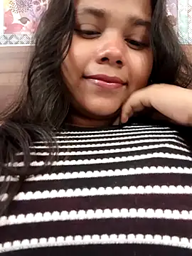 Aaradhya Sharma online show from February 17, 1:47 am