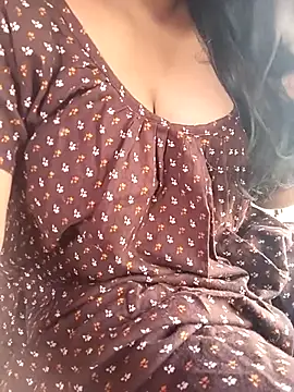 Aaradhya Sharma online show from October 27, 9:54 am